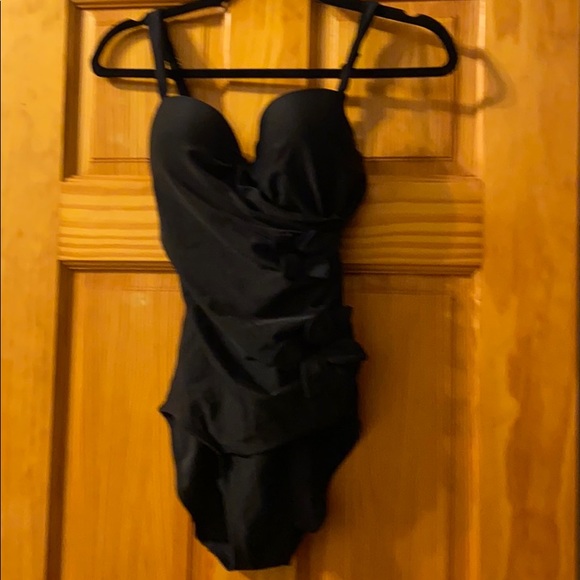 St. John's Bay Other - Bathing suit (brand new )